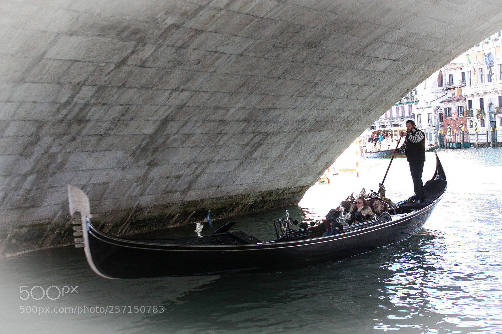 Canon EOS 450D (EOS Rebel XSi / EOS Kiss X2) sample photo. Sous le pont.... photography
