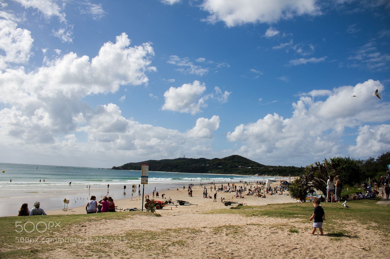 Canon EOS 750D (EOS Rebel T6i / EOS Kiss X8i) sample photo. Byron bay beach photography