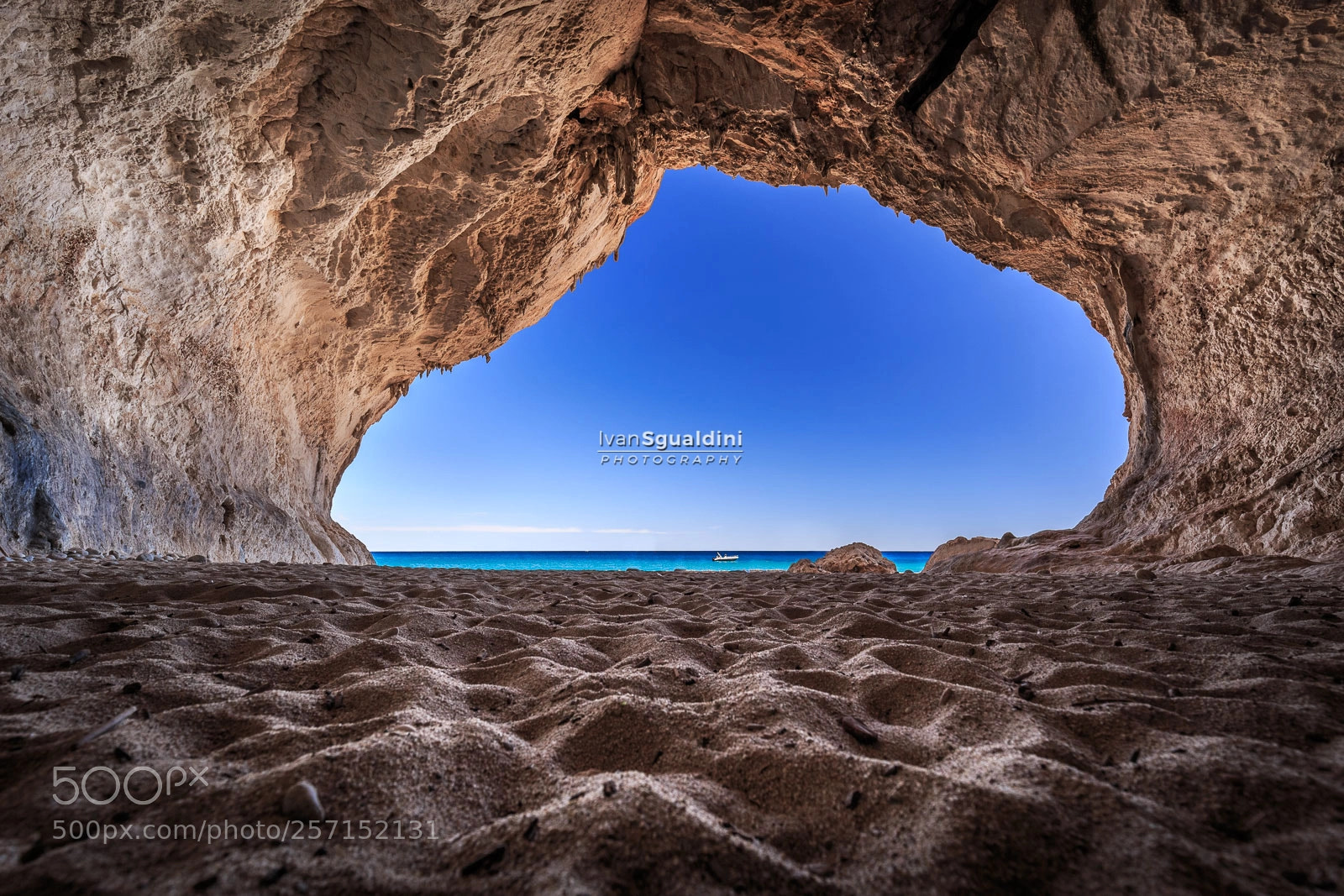 Canon EOS 6D sample photo. Cala luna beach photography