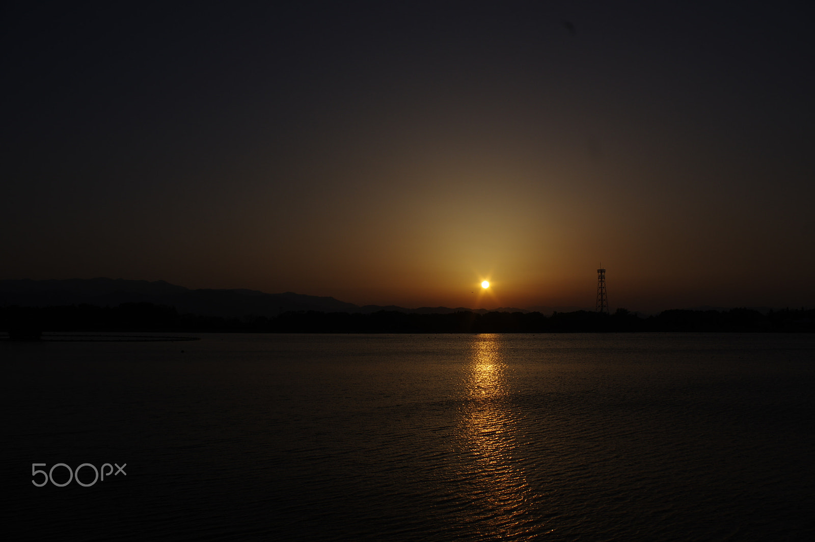 smc PENTAX-DA L 18-55mm F3.5-5.6 sample photo. Light path(sunset) photography