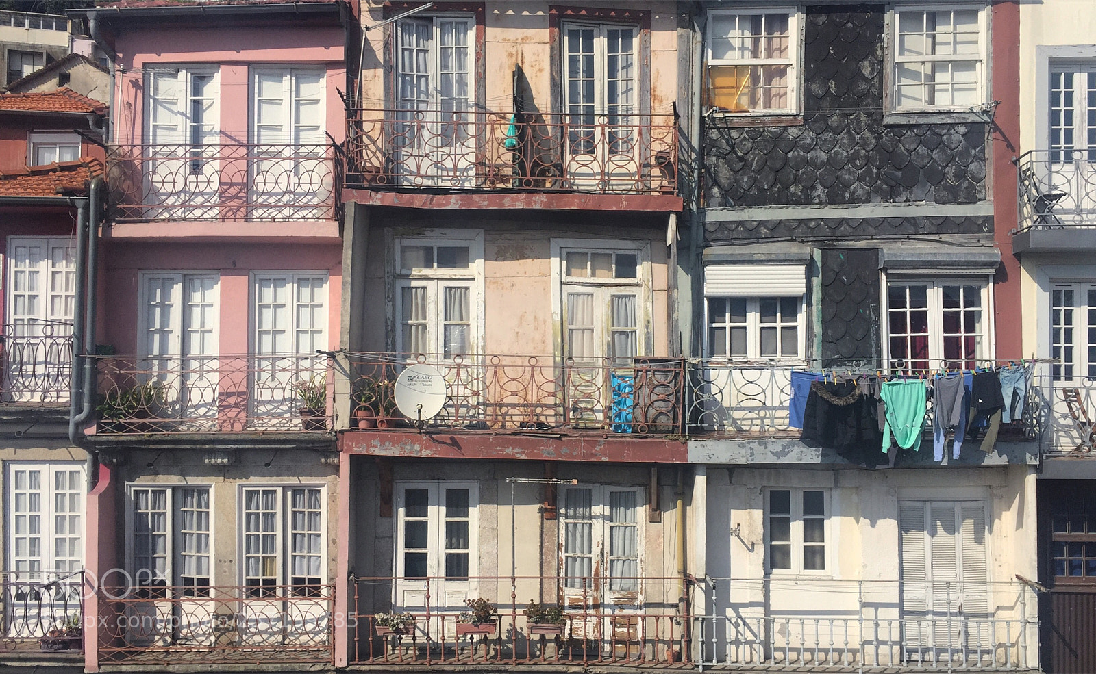 Apple iPhone 6 Plus sample photo. Balconies - porto version photography