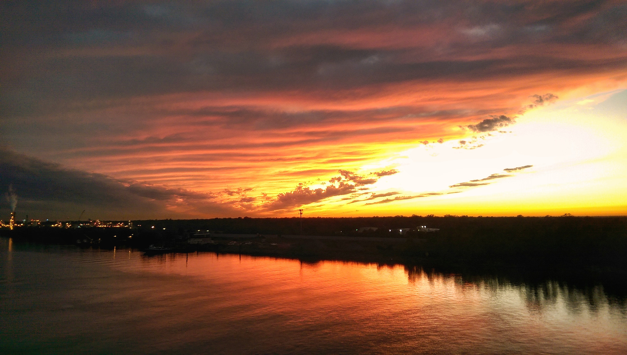 HTC ONE M8 sample photo. End of the day photography