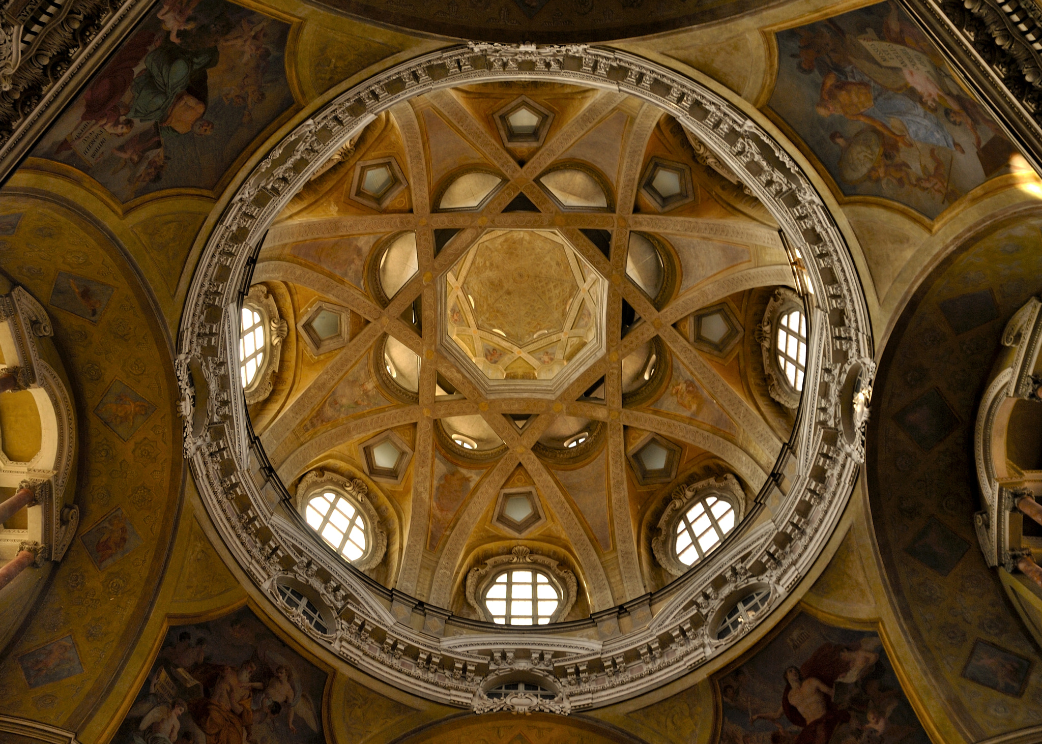 Sigma 17-70mm F2.8-4 DC Macro OS HSM | C sample photo. Angels & demons photography