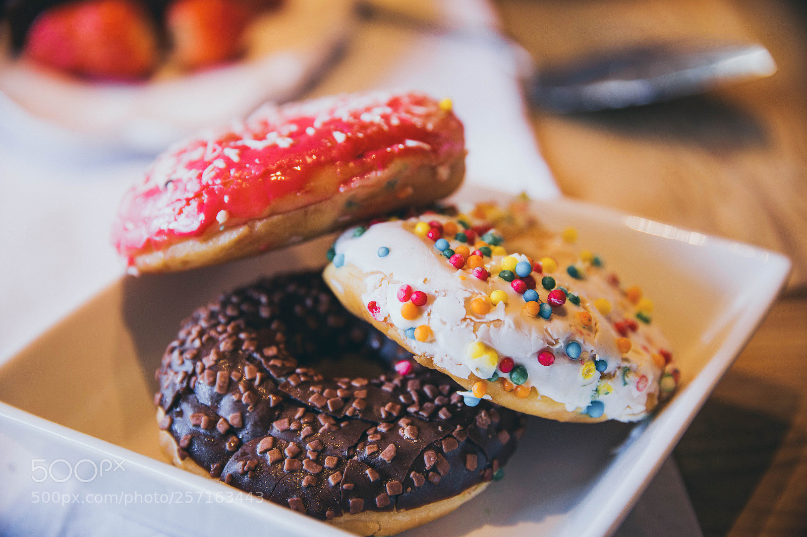 Canon EOS 6D sample photo. Donut trio photography