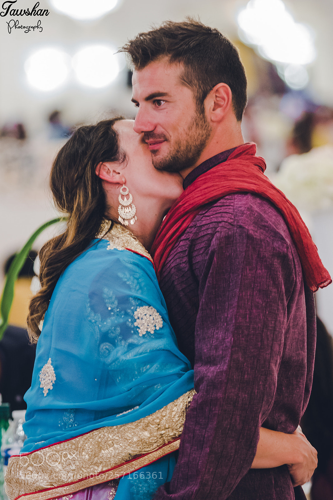 Canon EOS 7D Mark II sample photo. Romantic couples photography