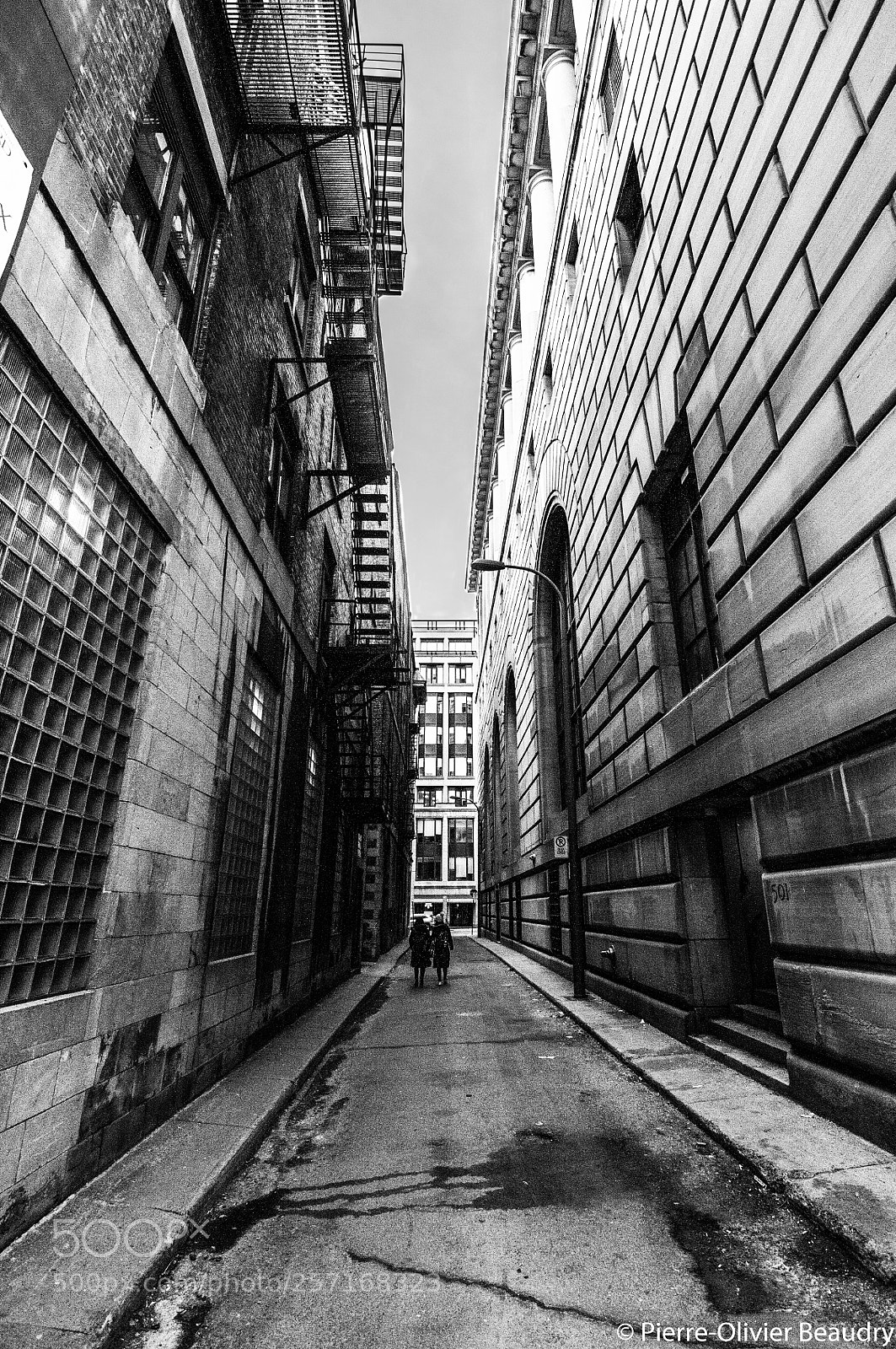 Nikon D300S sample photo. Depth of alley photography