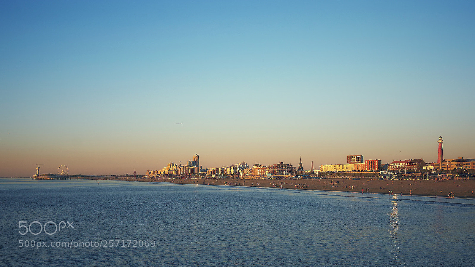 Sony ILCA-77M2 sample photo. City at sunset photography