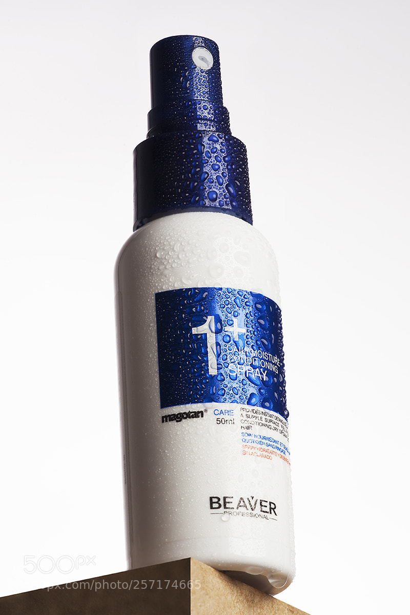 Canon EOS 5D Mark II sample photo. Hair conditionner with water photography
