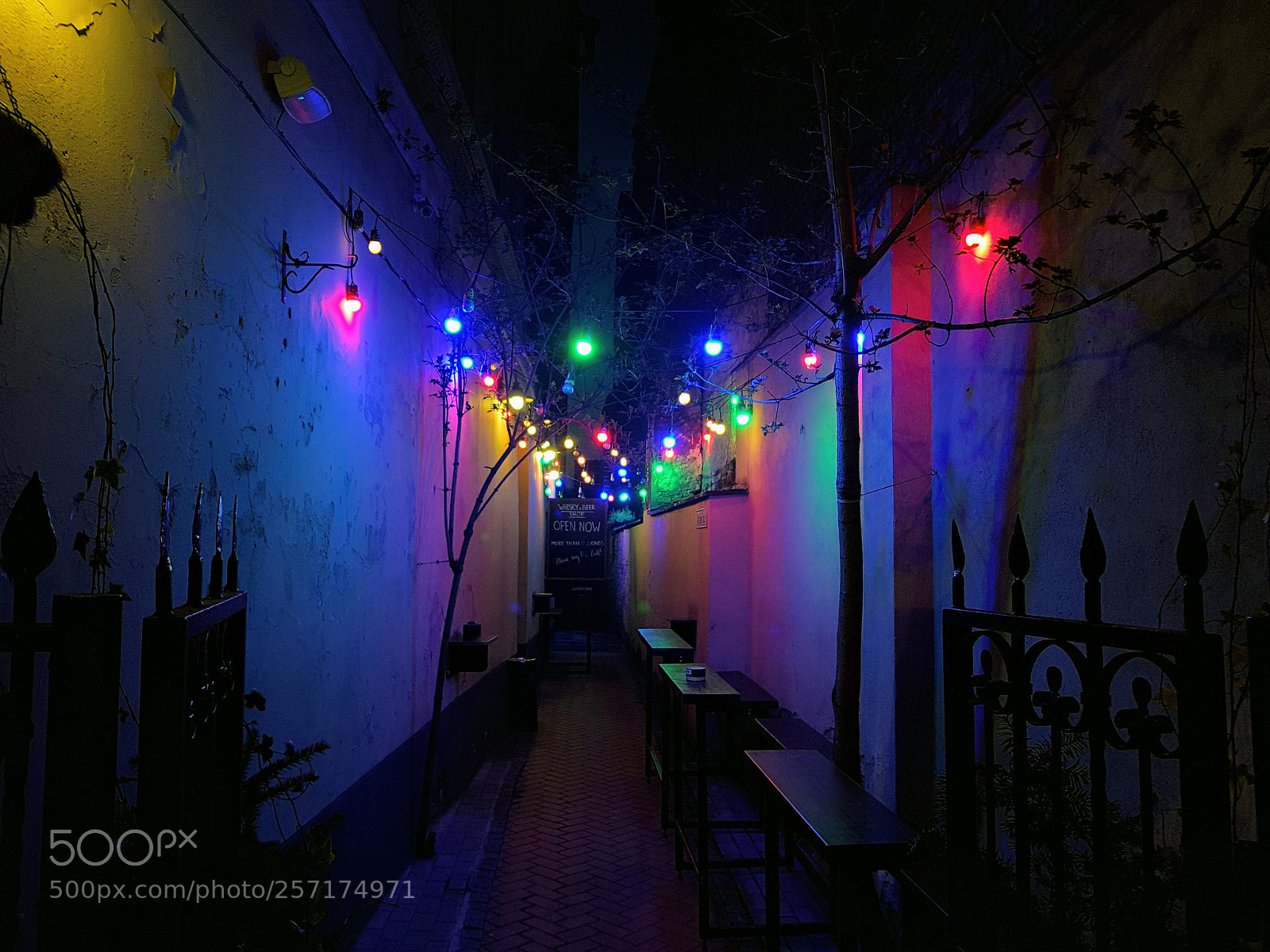 Samsung Galaxy S7 Edge sample photo. Lights in the night photography