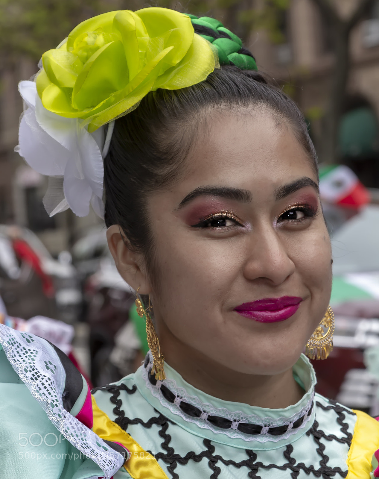 Canon EOS 60D sample photo. Cinco de mayo parade photography