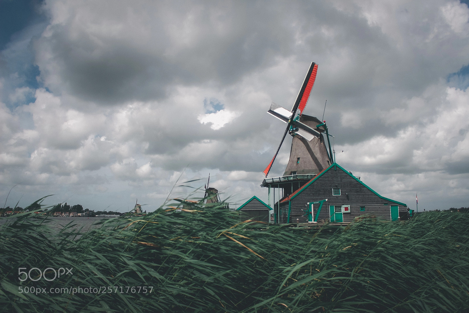 Canon EOS 700D (EOS Rebel T5i / EOS Kiss X7i) sample photo. Moody zaanse schans photography