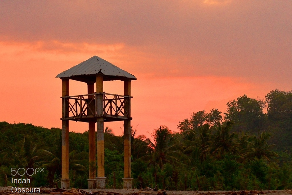 Nikon D500 sample photo. Ioi watchtower dawning photography
