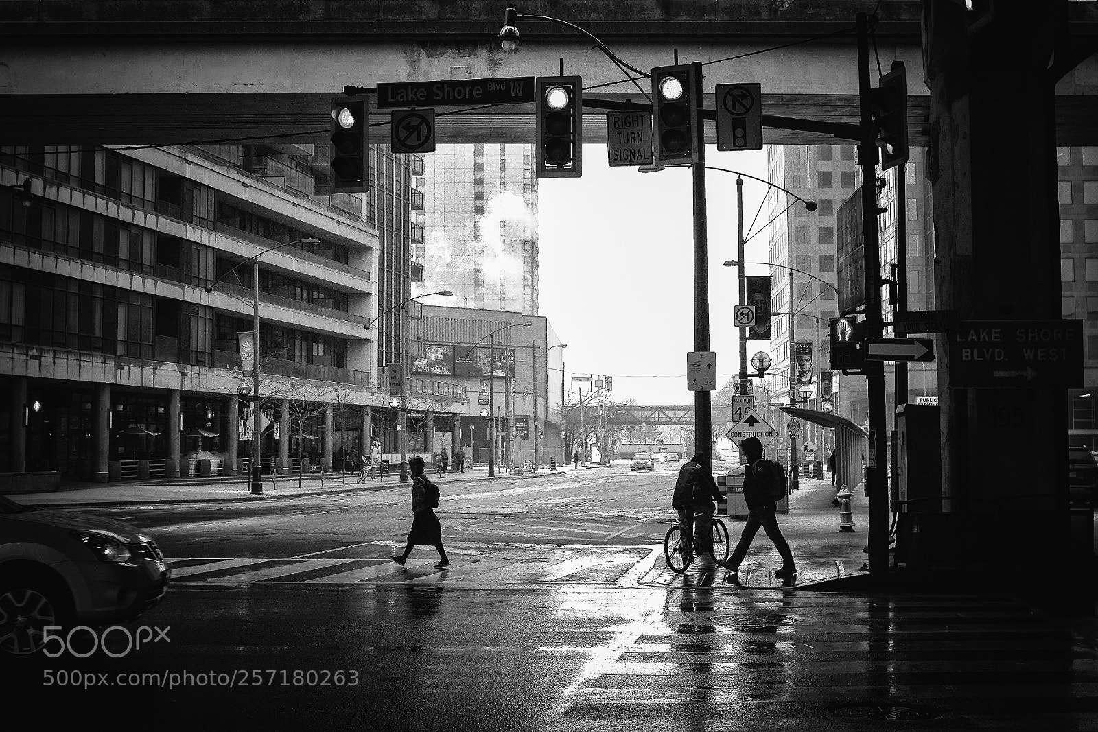 Fujifilm X100F sample photo. Yonge street - lake photography