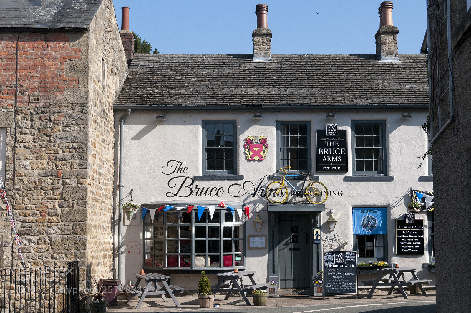 Nikon D300 sample photo. The bruce arms photography