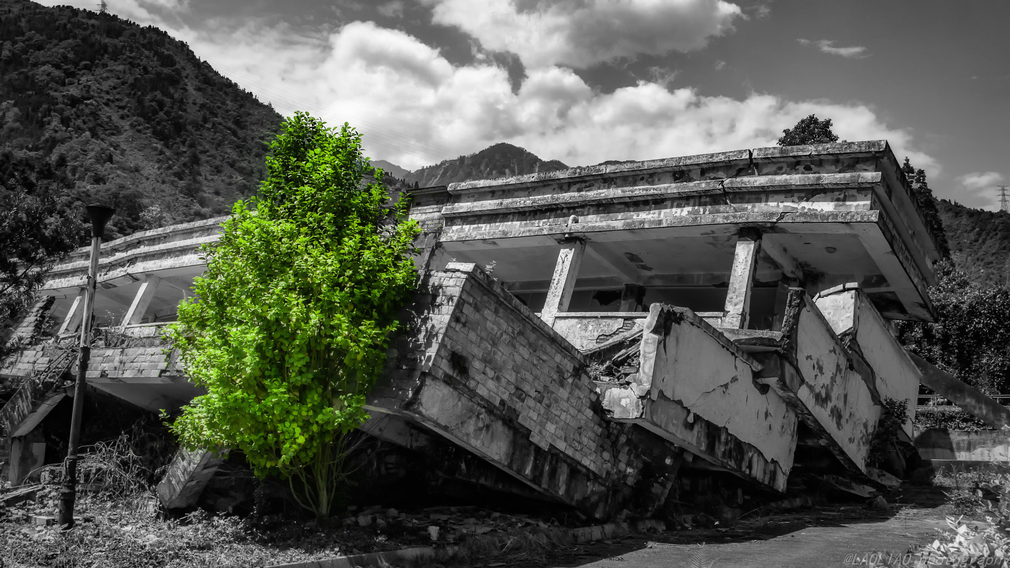 Sony Alpha DSLR-A380 sample photo. After the earthquake of wenchuan. photography