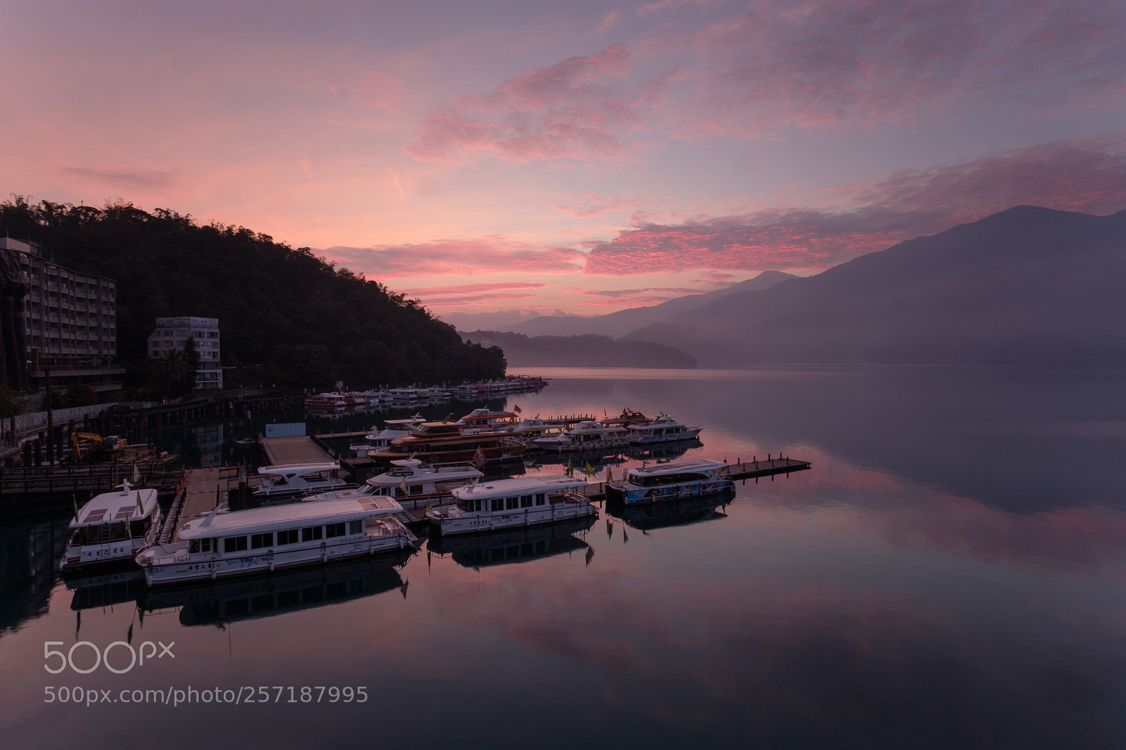 Fujifilm X-T2 sample photo. Colours of the morning photography