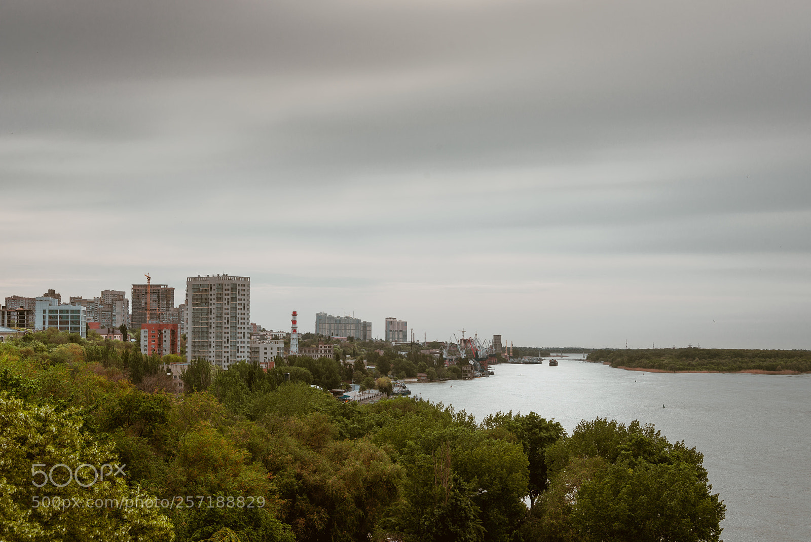 Nikon D610 sample photo. Cloudy cityscape photography