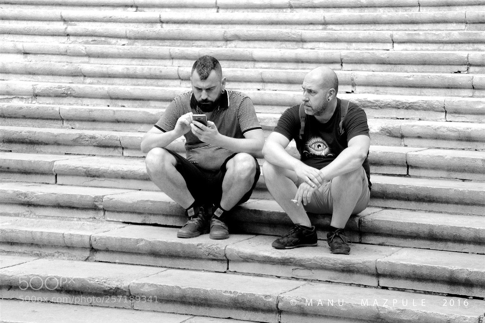 Canon EOS 70D sample photo. 355. girona. catalunya... people photography