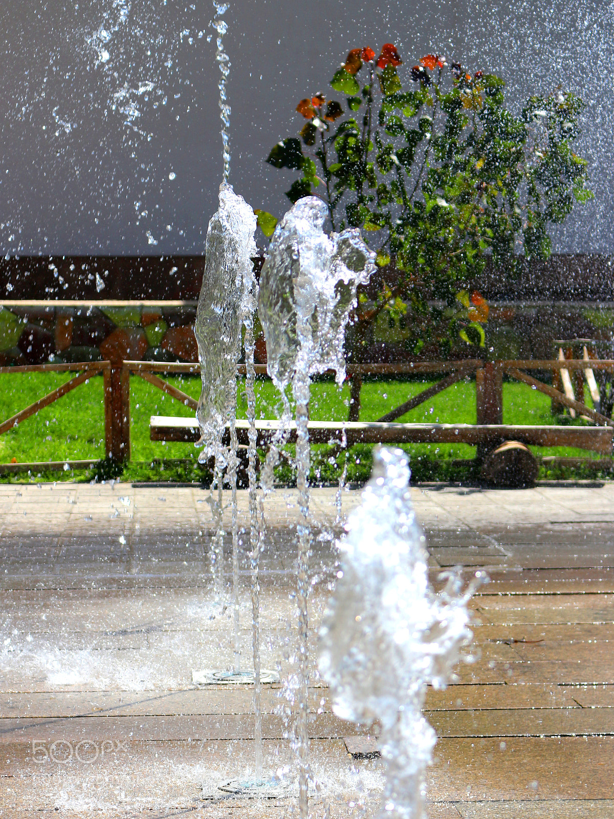 Canon EOS 700D (EOS Rebel T5i / EOS Kiss X7i) sample photo. Fountain photography