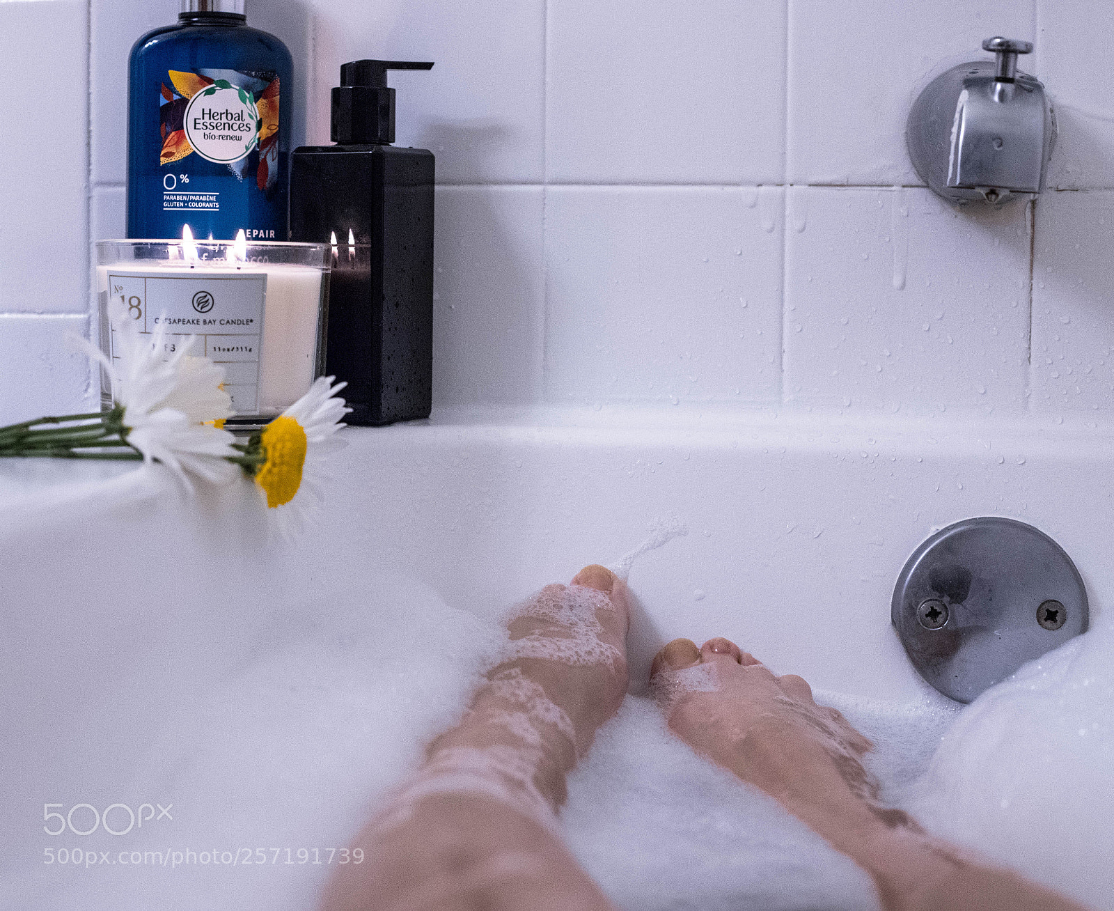 Canon EOS 6D Mark II sample photo. Bubble bath photography