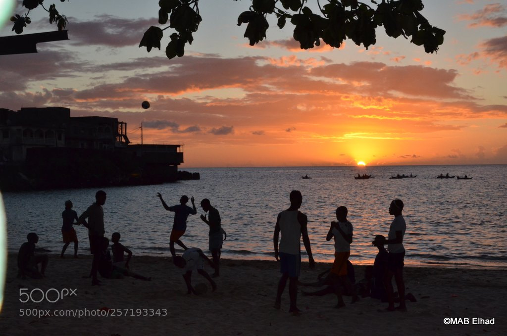 Nikon D7000 sample photo. Foot ou volley ball? photography