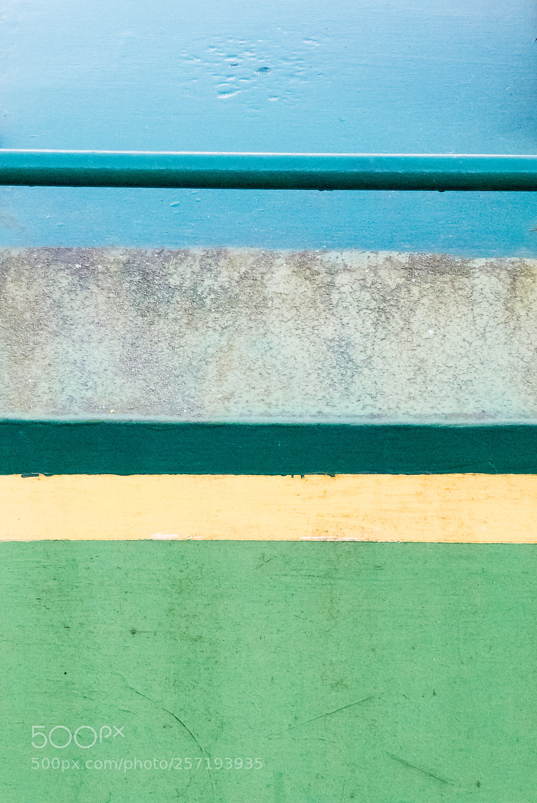 Panasonic Lumix DMC-ZS50 (Lumix DMC-TZ70) sample photo. Green lines yellow line photography