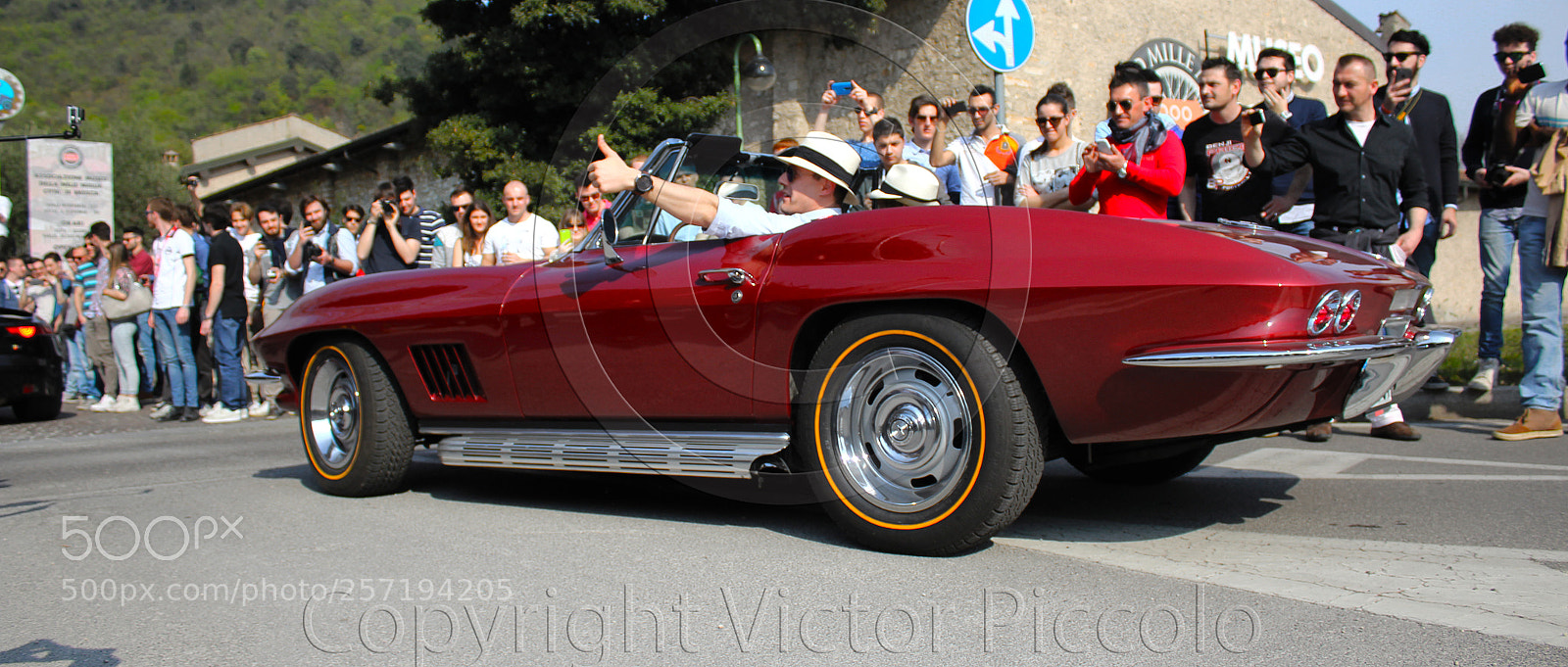 Canon EOS 1200D (EOS Rebel T5 / EOS Kiss X70 / EOS Hi) sample photo. Chevy corvette photography