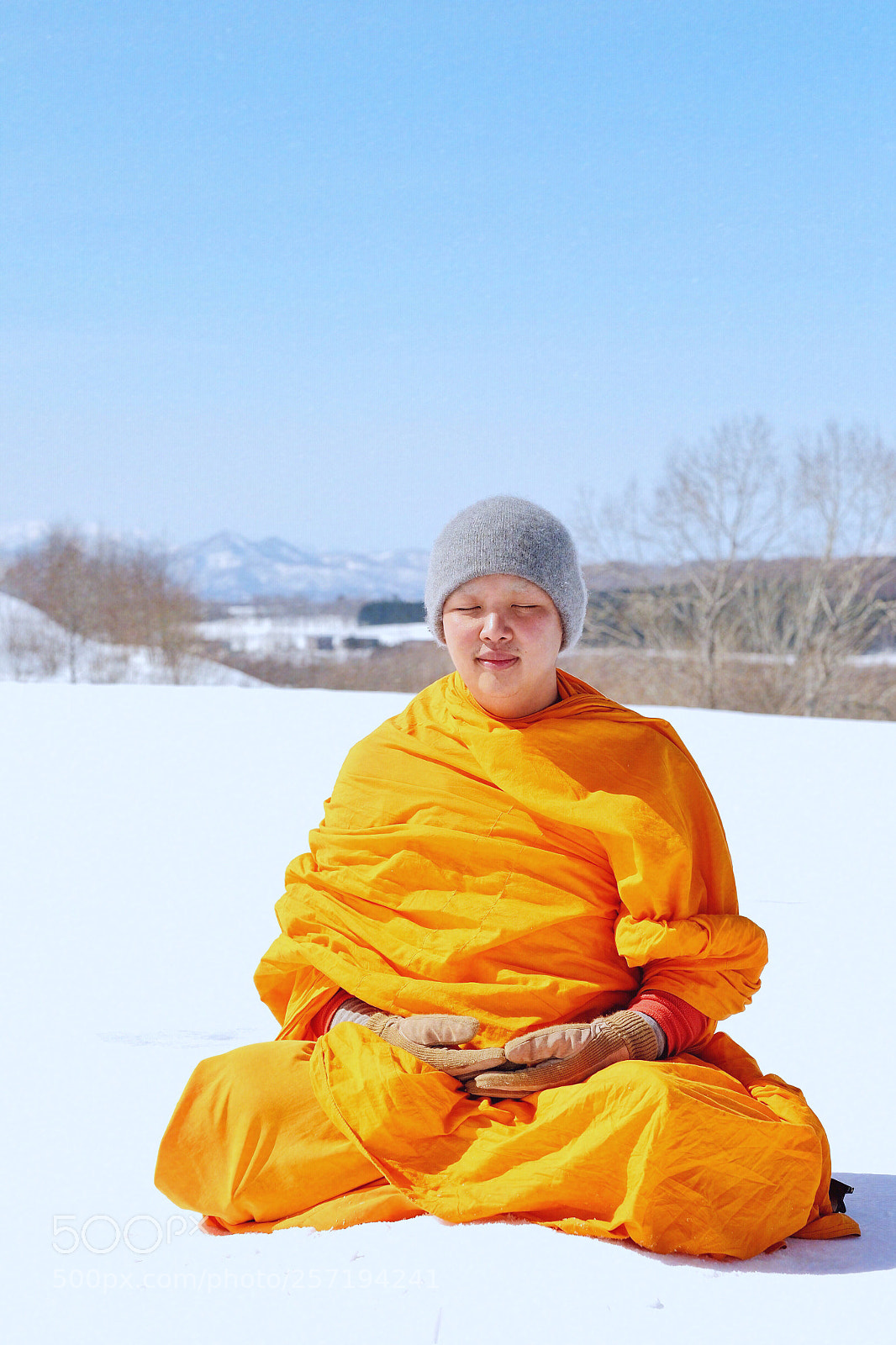 Fujifilm X-T10 sample photo. Monk meditation photography