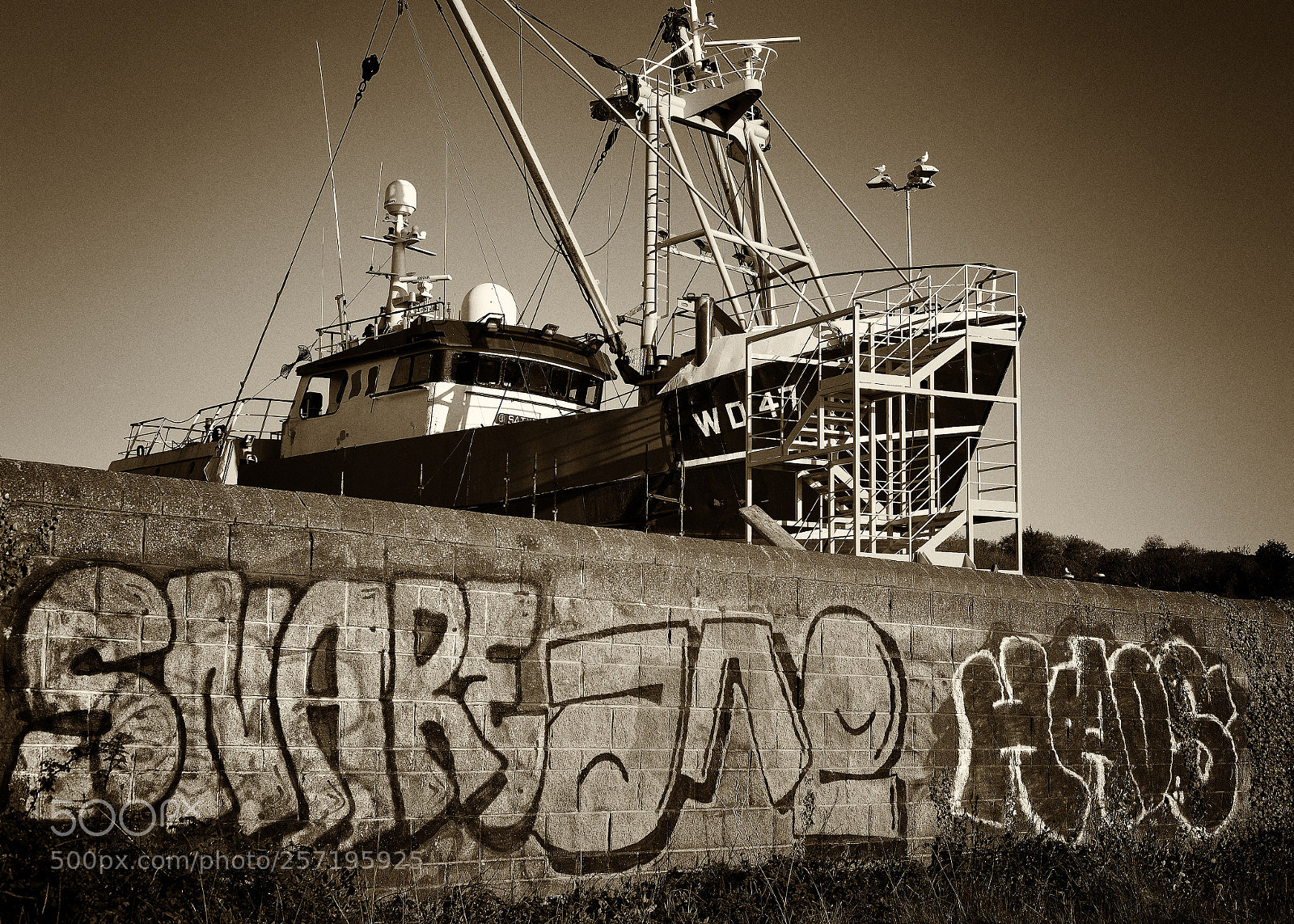 Canon EOS 6D sample photo. Fishing ship photography