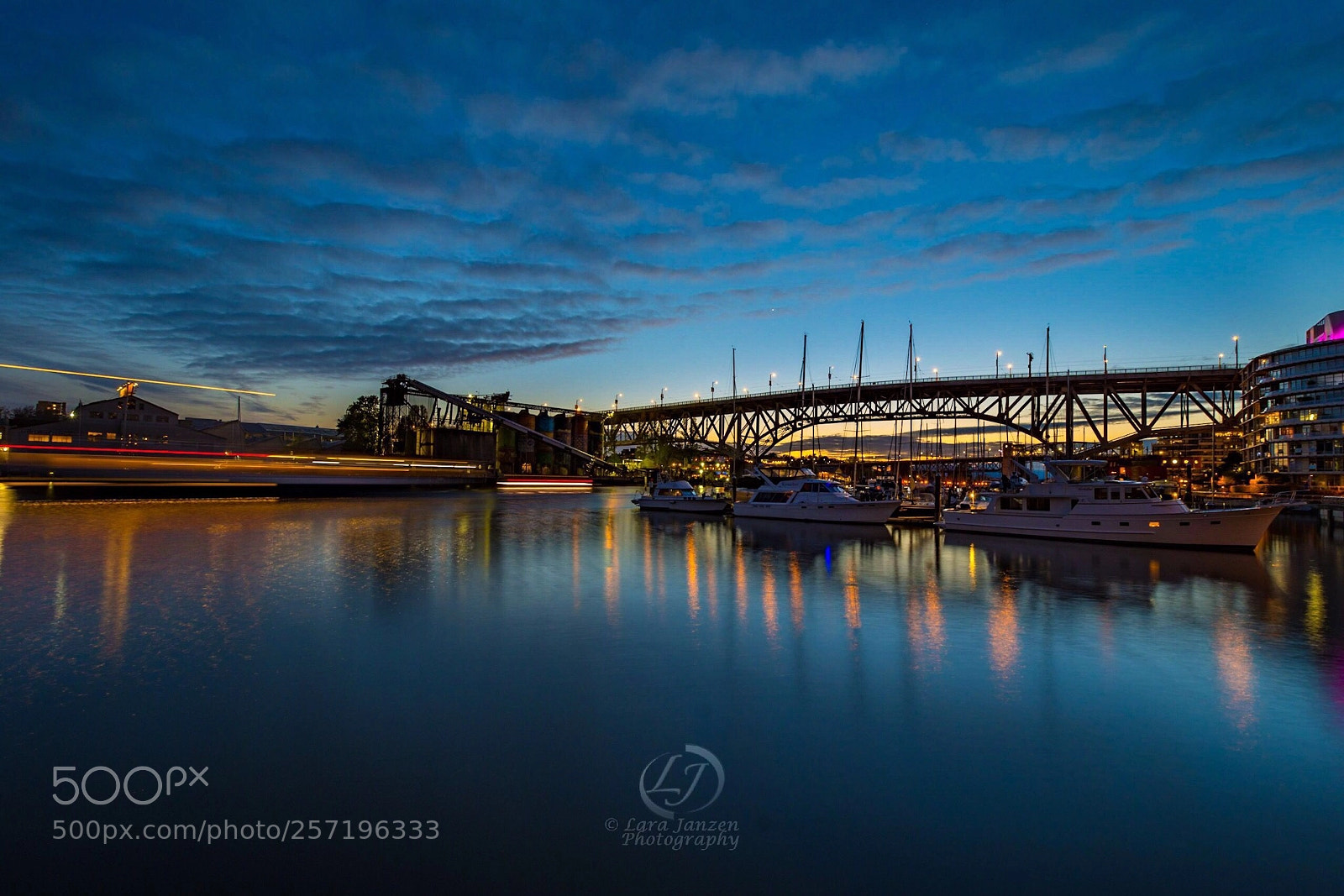 Nikon D7200 sample photo. Blue hour at the photography