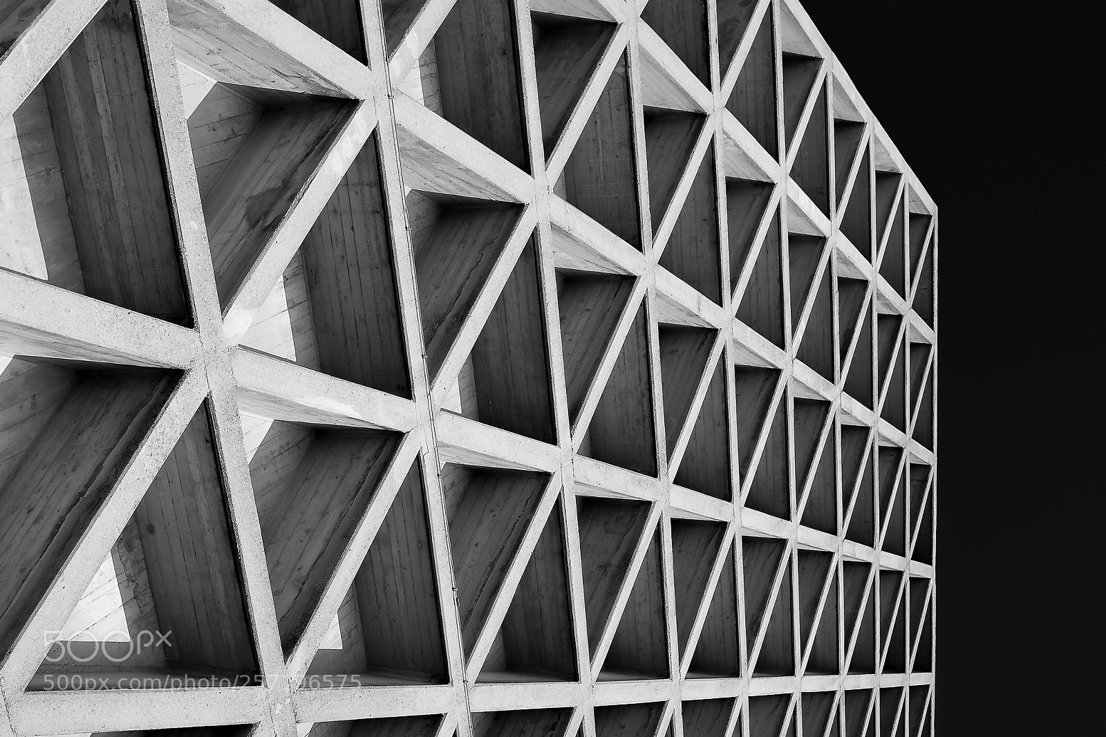 Fujifilm X100T sample photo. Wall of shapes photography