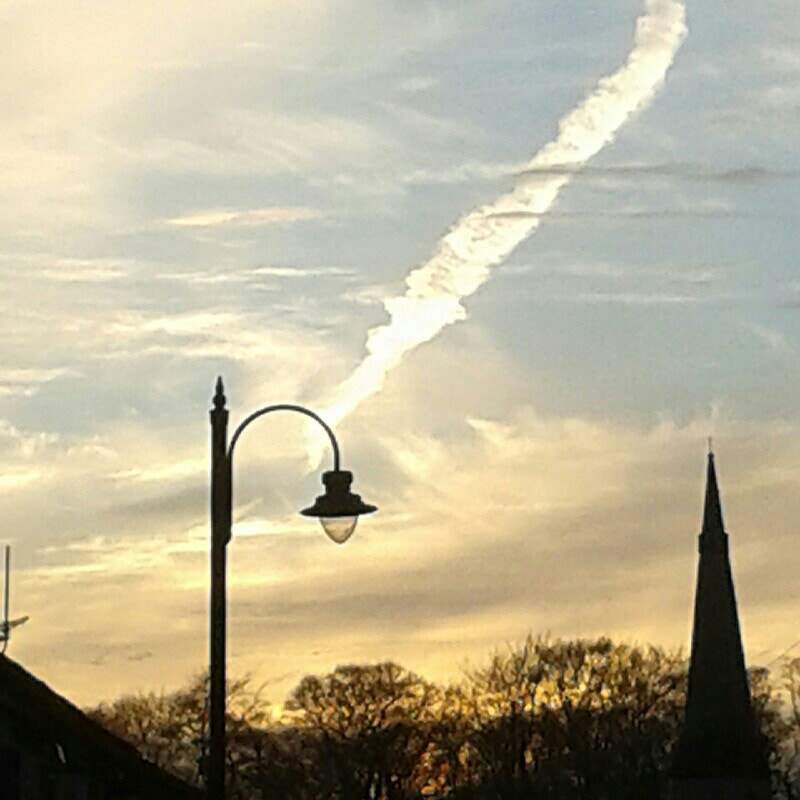 Samsung Galaxy S3 Mini sample photo. Jet trail photography