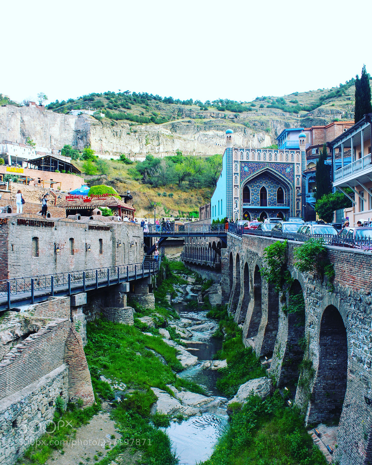 Canon EOS 1200D (EOS Rebel T5 / EOS Kiss X70 / EOS Hi) sample photo. Old tbilisi photography