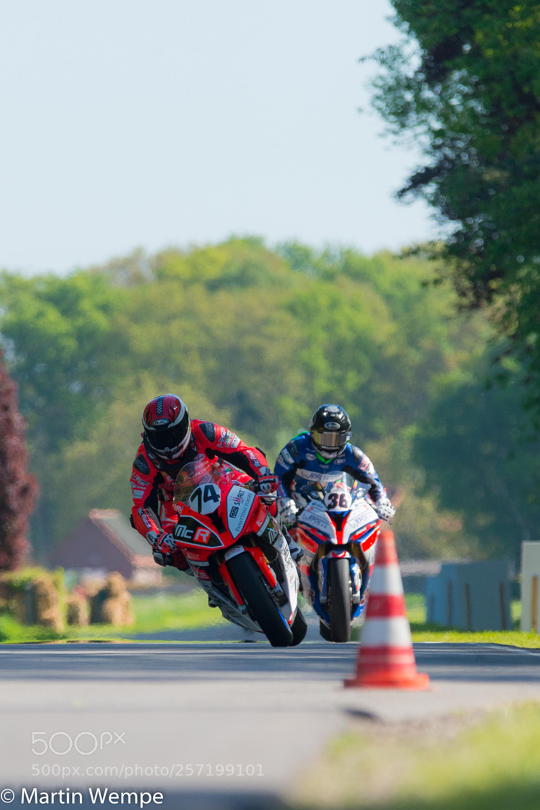 Nikon D610 sample photo. Hot pursuit photography