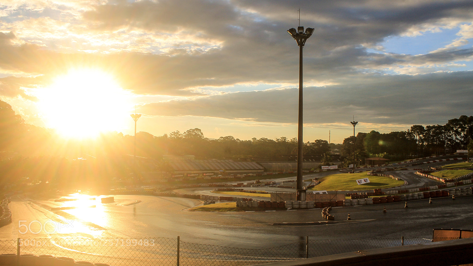 Canon EOS 1100D (EOS Rebel T3 / EOS Kiss X50) sample photo. Kgv sunset photography