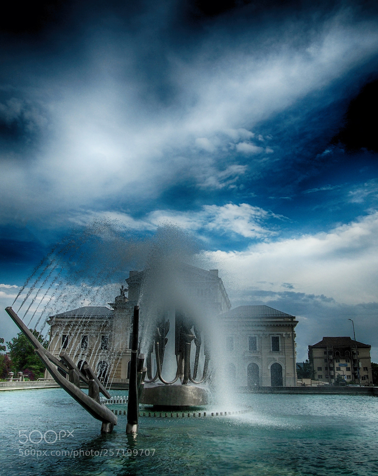 Olympus PEN E-PL3 sample photo. Urban splashing photography