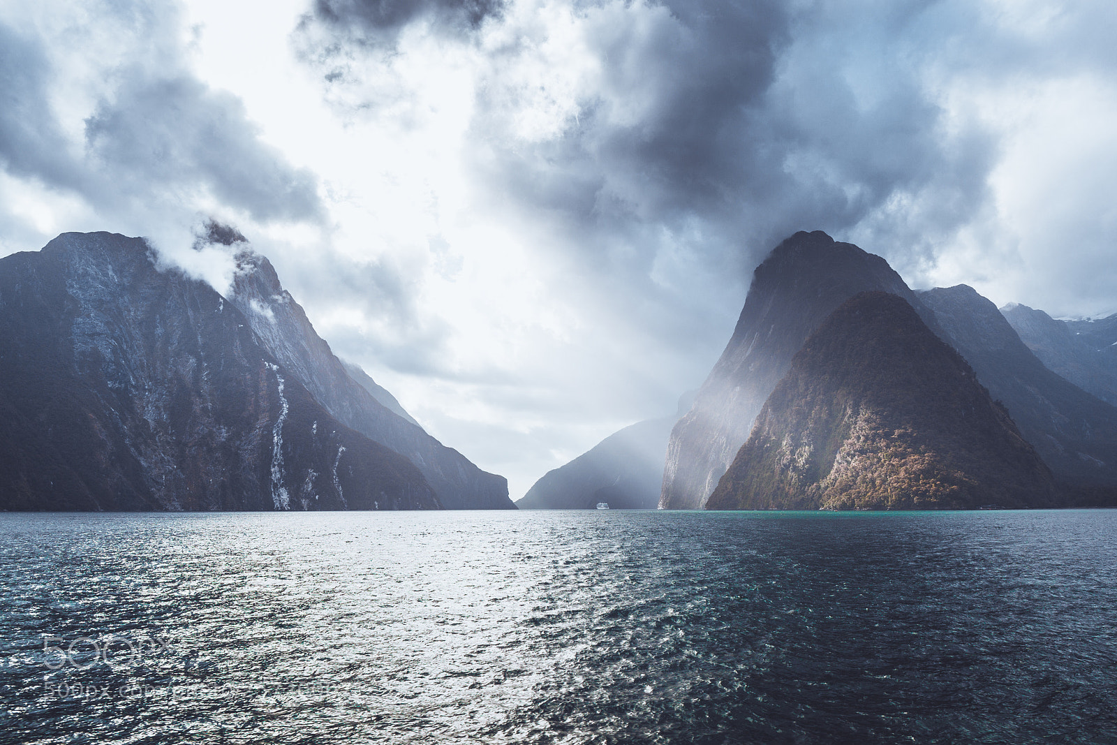 Canon EOS 5D Mark II sample photo. Milford sound photography