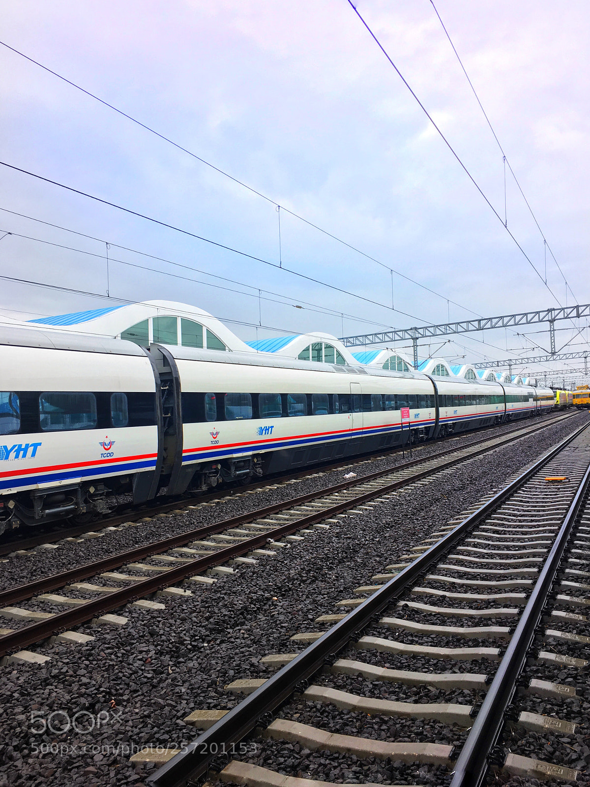 Apple iPhone 6s sample photo. Station photography