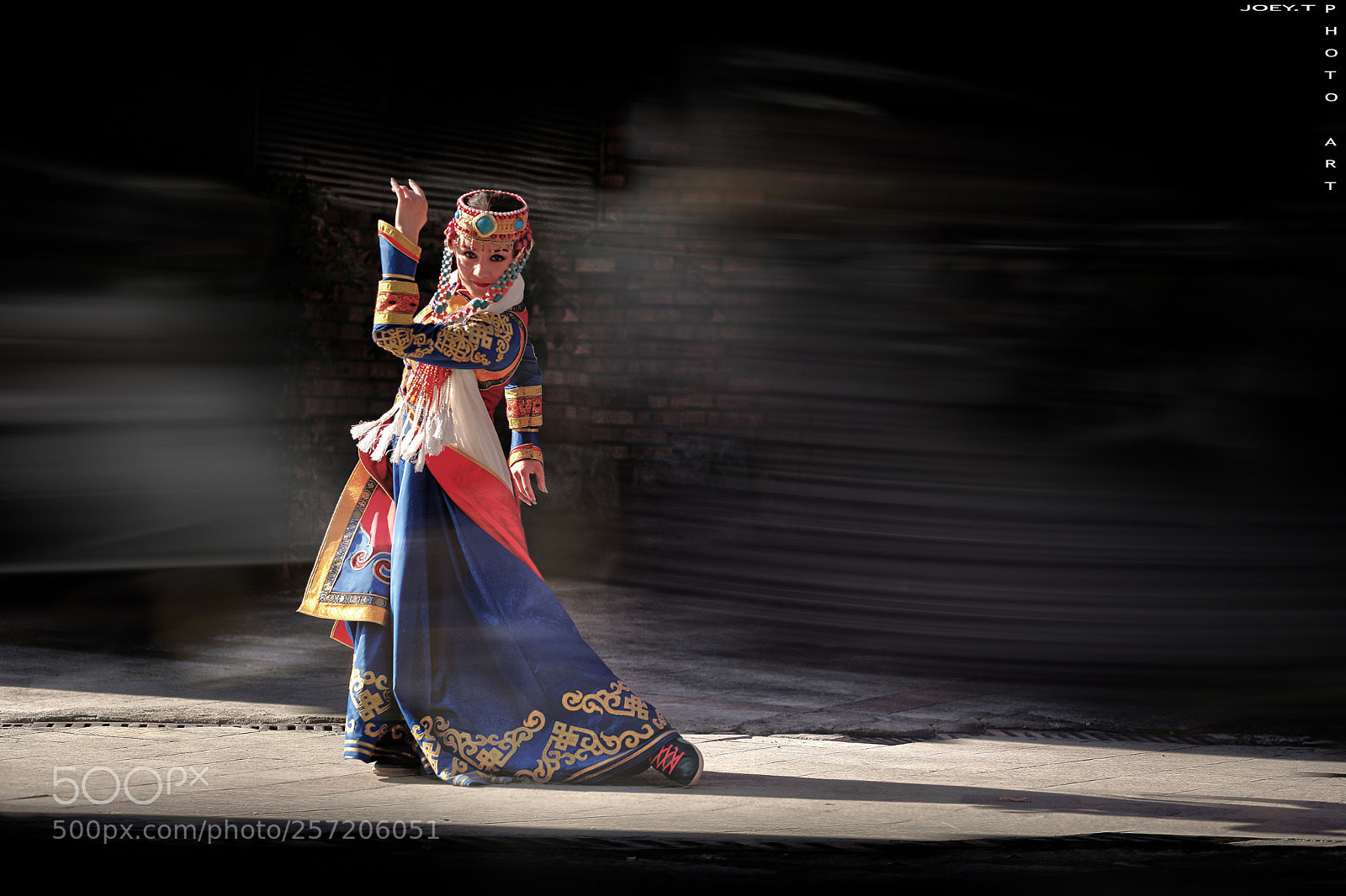 Canon EOS 5D Mark II sample photo. Dancing girl photography