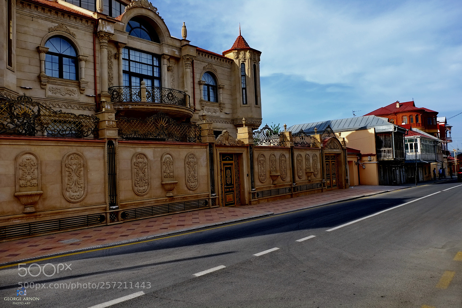 Fujifilm X-Pro1 sample photo. The red city photography