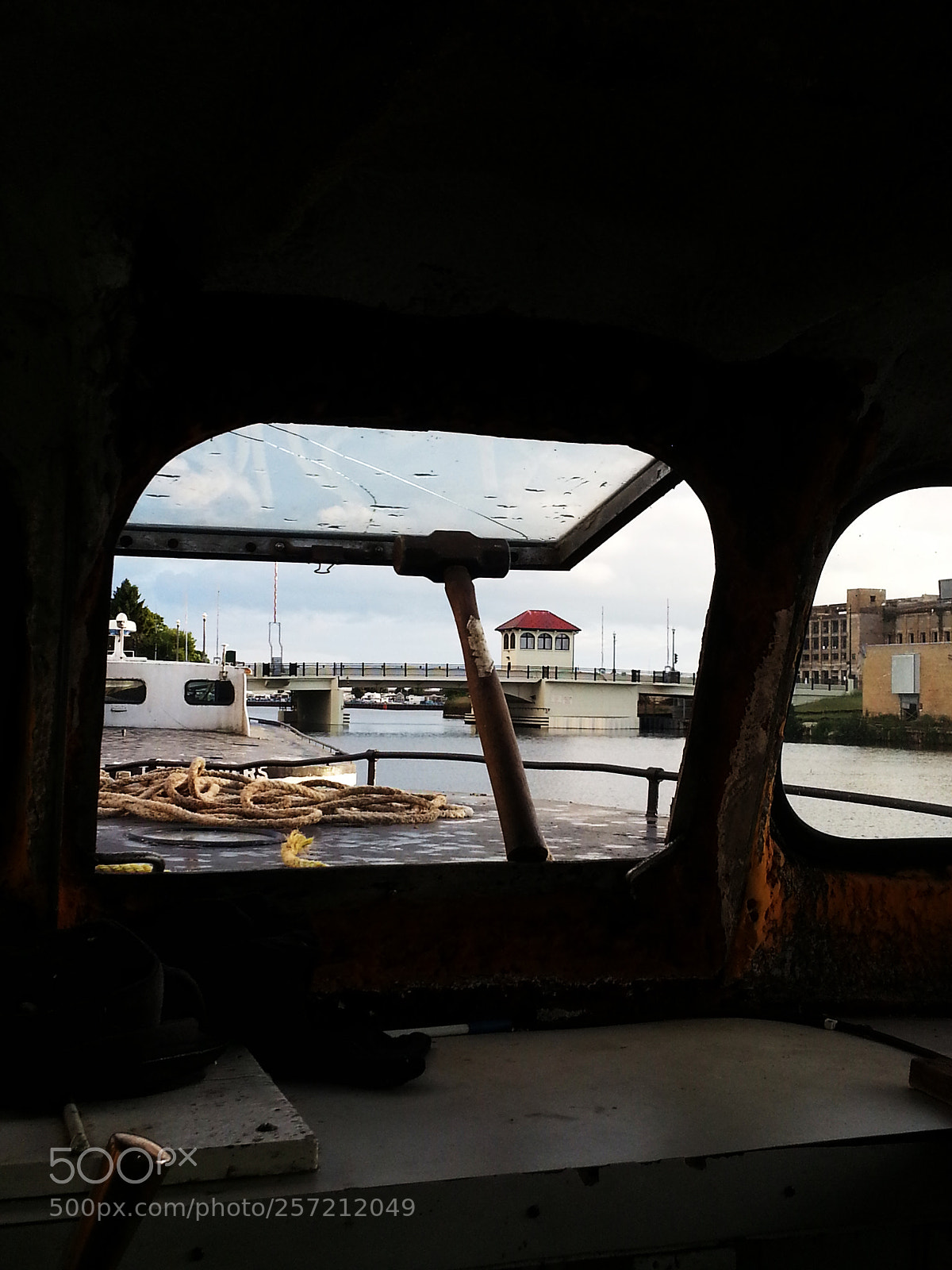 Samsung Galaxy S3 sample photo. Captain's bridge photography
