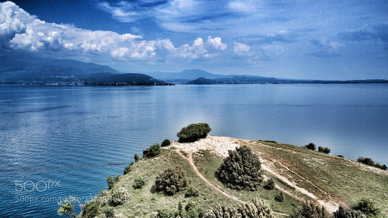 DJI FC220 sample photo. My garda lake photography