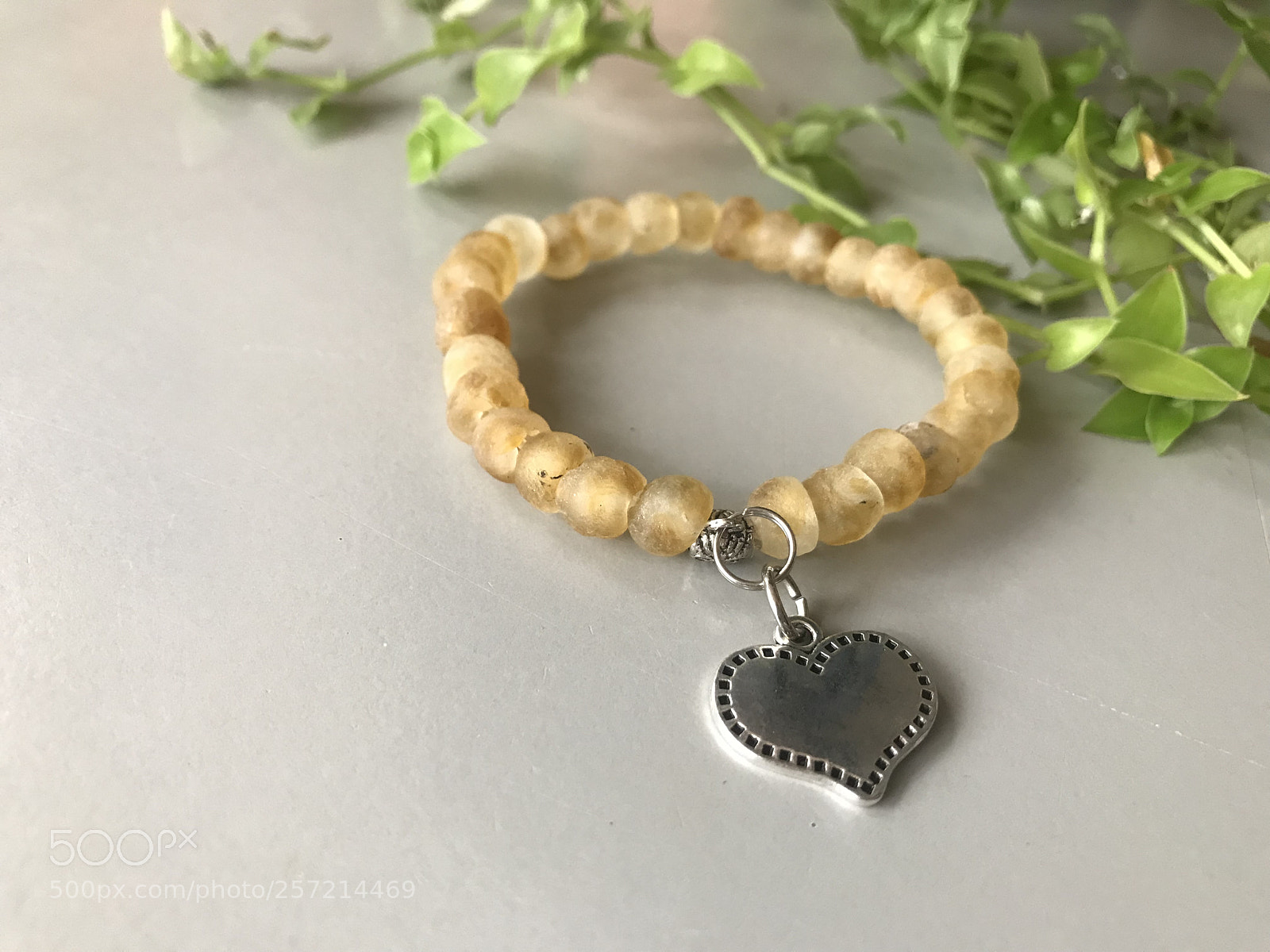 Apple iPhone 7 Plus sample photo. Jewelry  photography