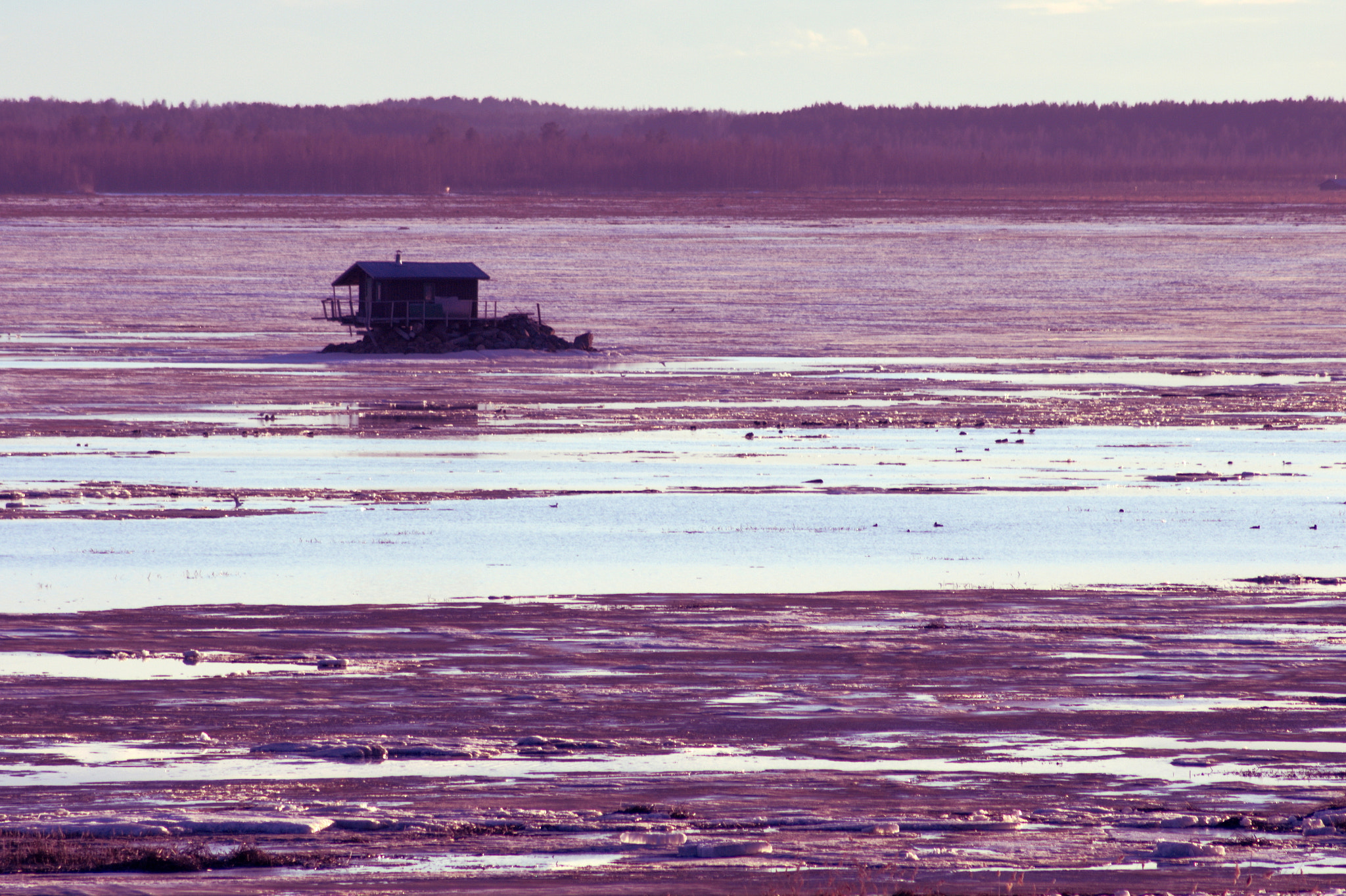 Tamron AF 70-300mm F4-5.6 LD Macro 1:2 sample photo. Fishing hut, melting spring ice photography