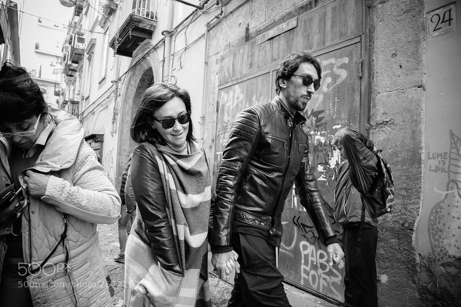 Canon EOS 6D sample photo. People on the streets photography