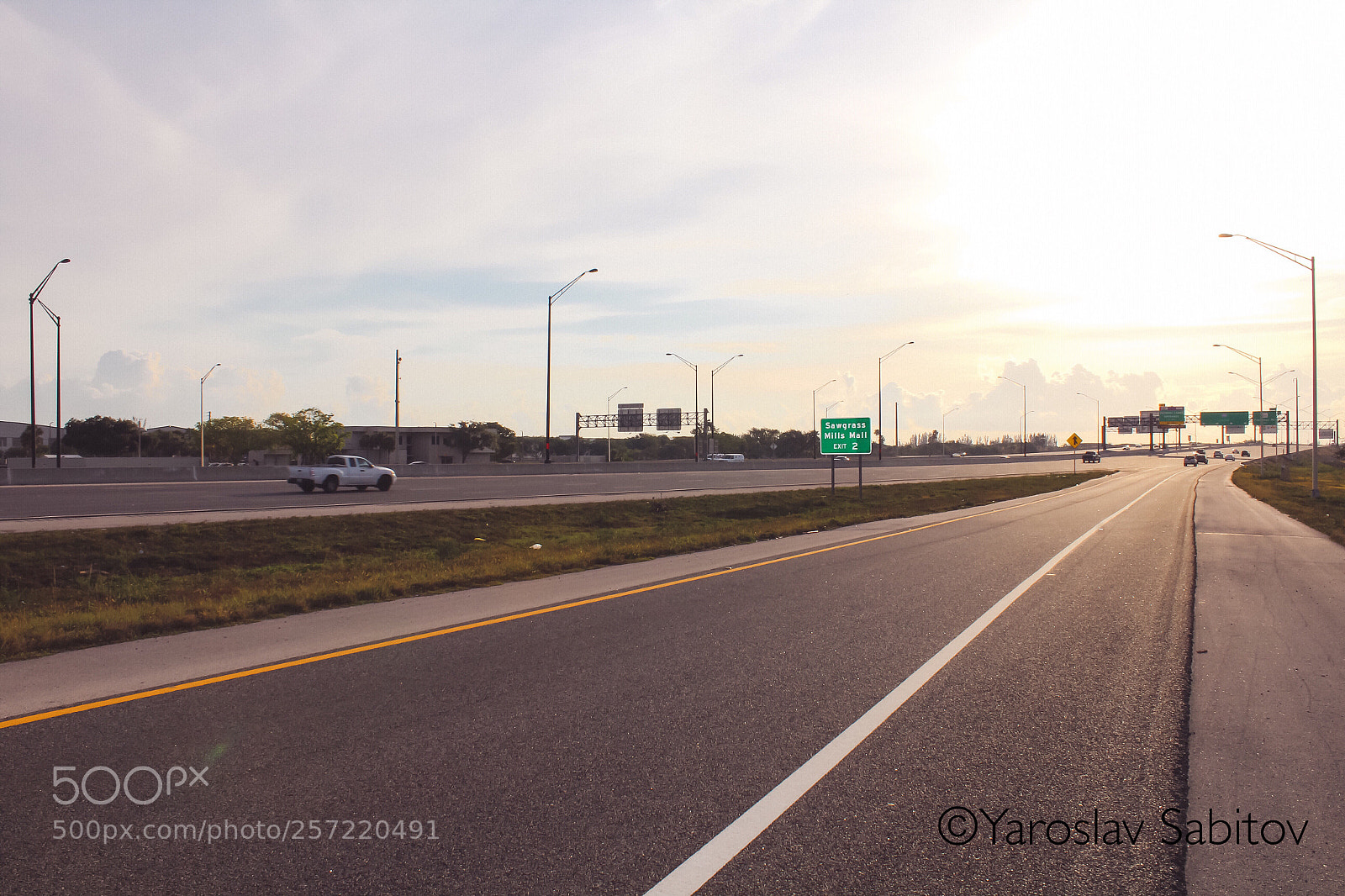 Canon EOS 1300D (EOS Rebel T6 / EOS Kiss X80) sample photo. Florida roads  photography