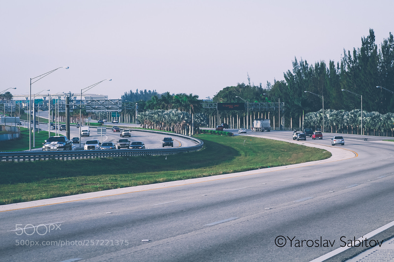 Canon EOS 1300D (EOS Rebel T6 / EOS Kiss X80) sample photo. Florida roads  photography