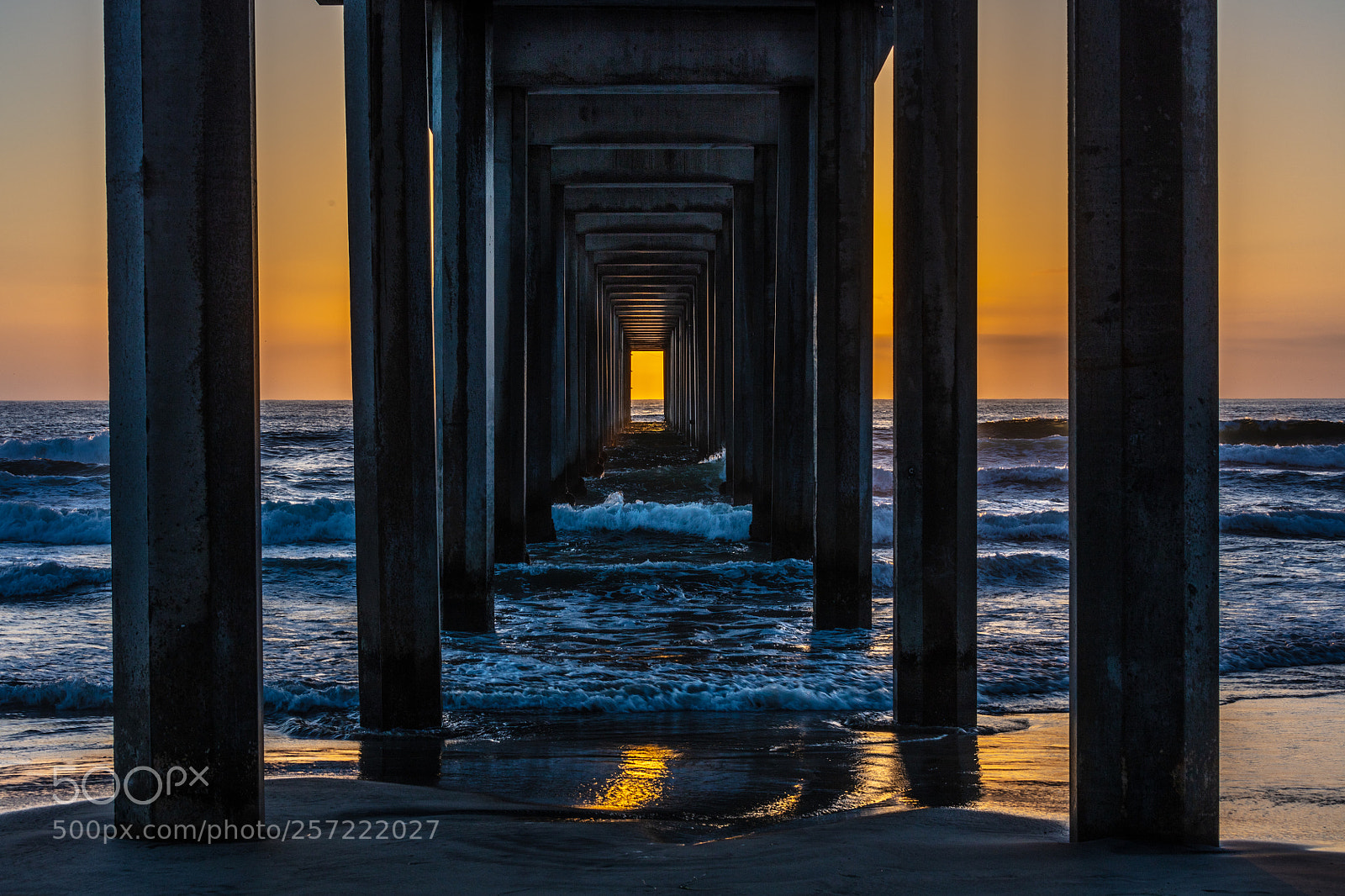 Canon EOS 5DS R sample photo. Sunset thought scripps pier 2 photography