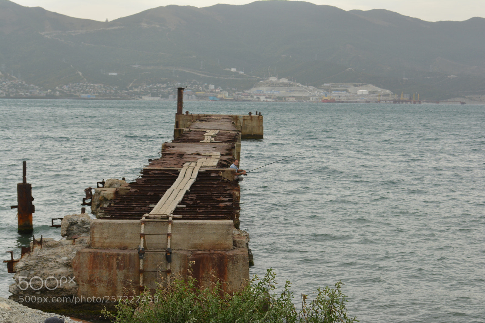 Nikon D5200 sample photo. Fisherman on the bridge photography