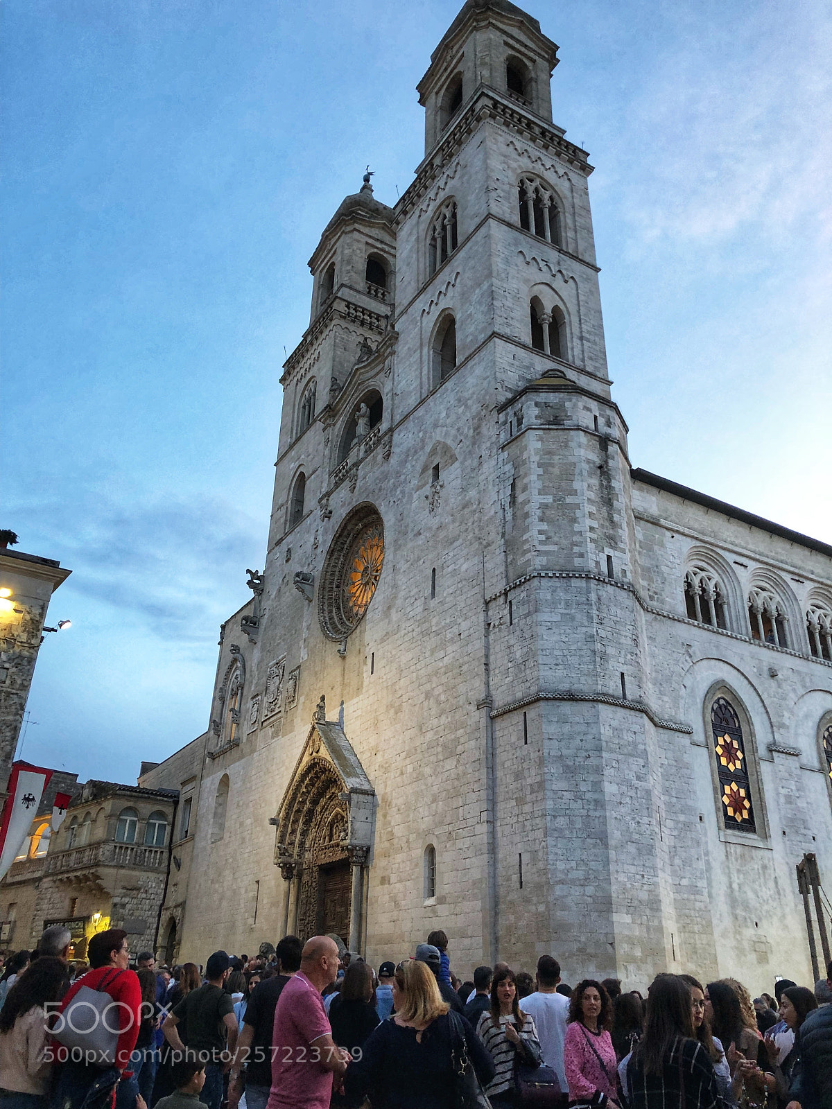 Apple iPhone X sample photo. Altamura 
cathedral photography